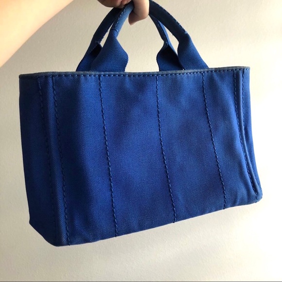 🦋🦋SOLD for $990🦋🦋 Prada Canapa - Picture 2 of 6